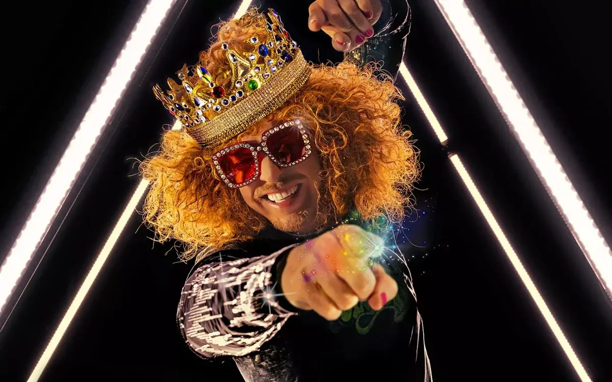 Carrot Top stand-up set at the Atrium Showroom