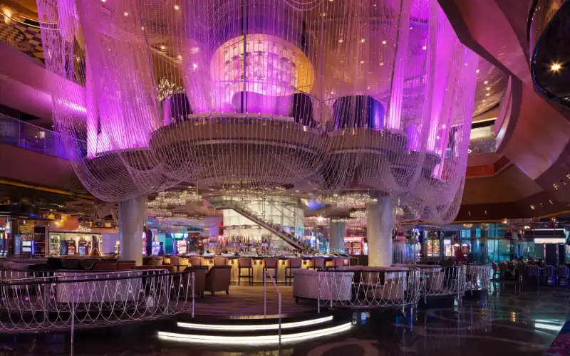 Cosmopolitan Dining
