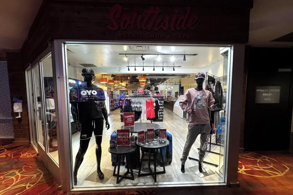 Southside retail shop and café at OYO Hotel & Casino