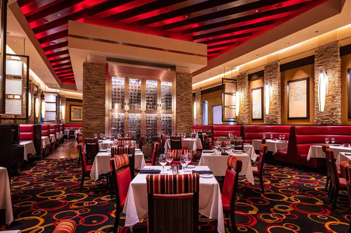 Steakhouse dining room at Santa Fe Station