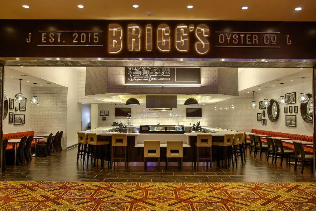 Brigg's Oyster Co restaurant at Suncoast