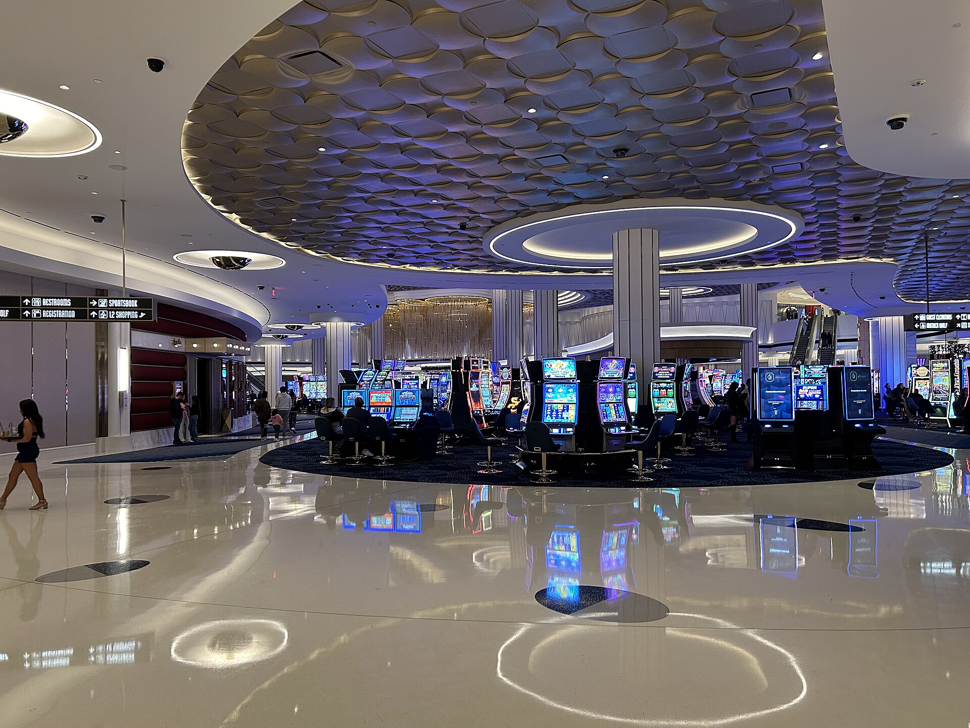 Fontainebleau Casino Floor