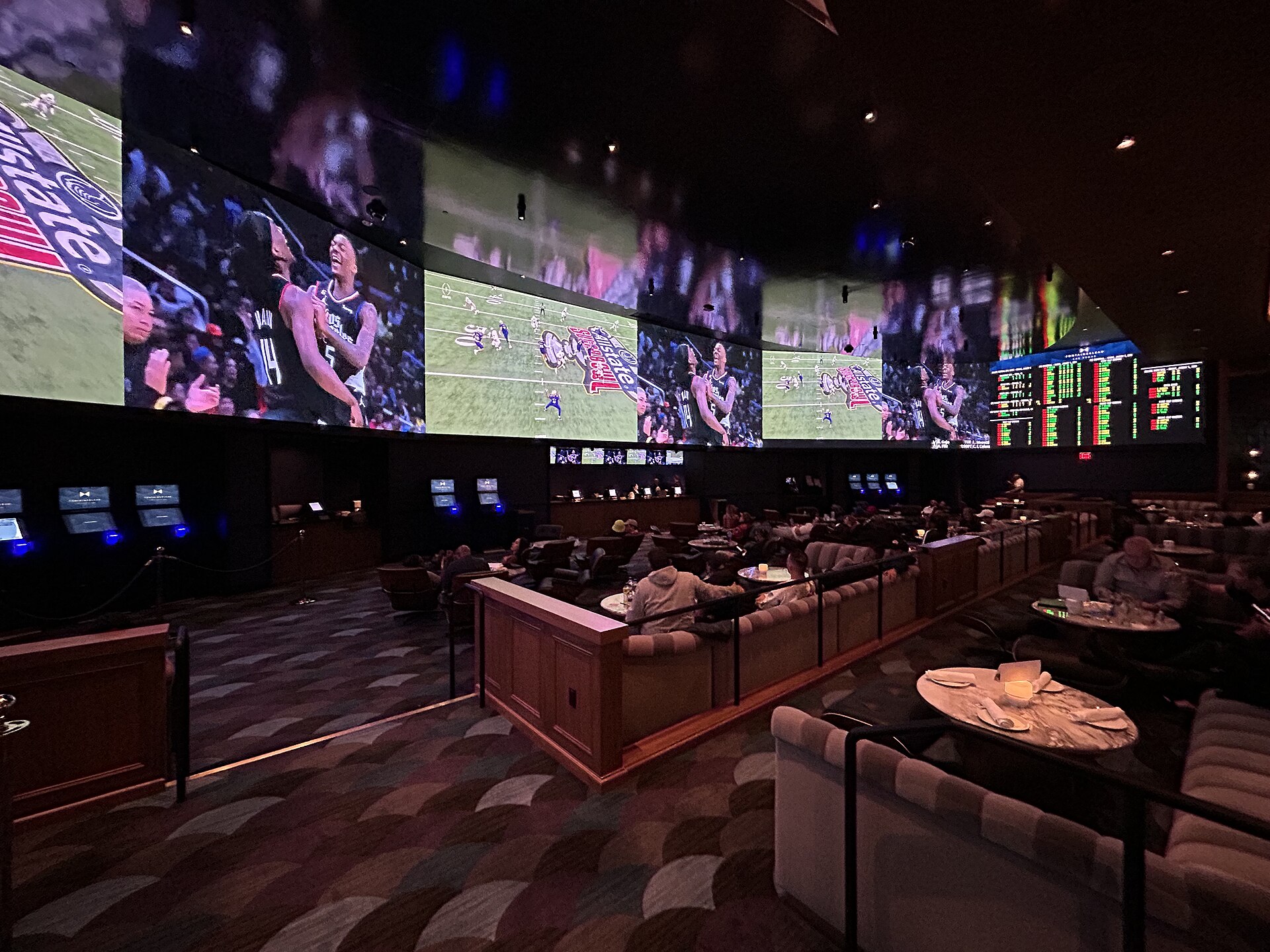 Fontainebleau Sportsbook